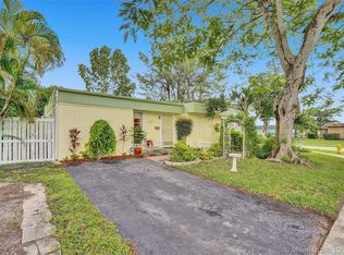7800 NW 71st Ave, Tamarac, FL 33321