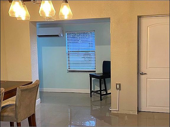 Entrance / Office Nook