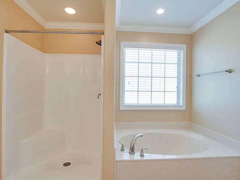 120 Lexi Ln — Photo 12