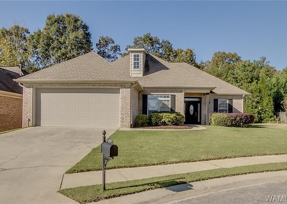 1st image of 4536 Drapers Dr