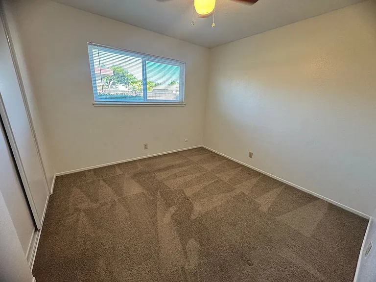 1915 Celeste Ct #A — Photo 25