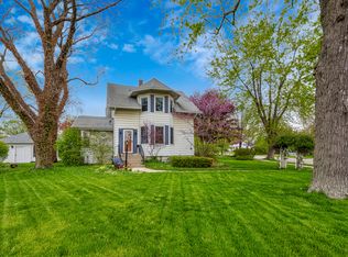 339 E Division St, Villa Park, IL
