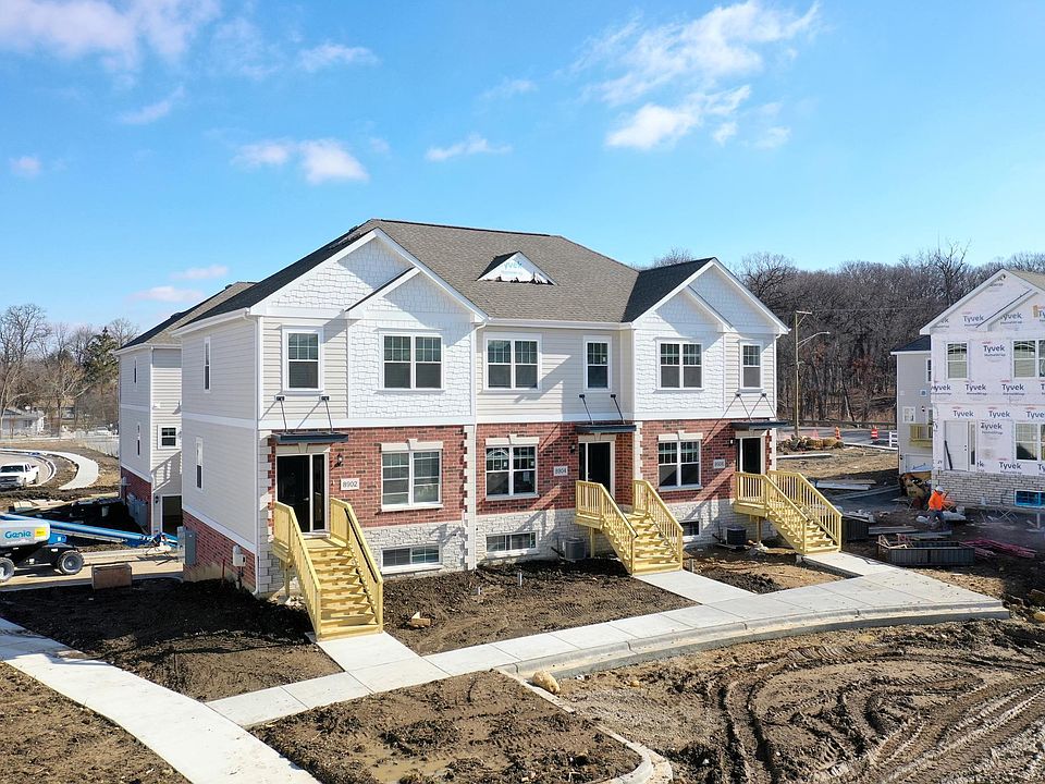 1st image of 8900 Archer Ave #8910