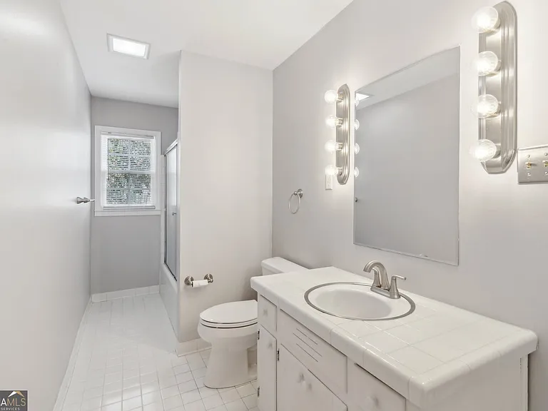 355 Westerhall Ct — Photo 27