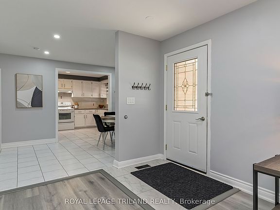 4th image of 171 Dawn Dr