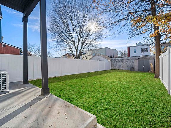 2nd image of 25 Lembeck Ave Floor 1
