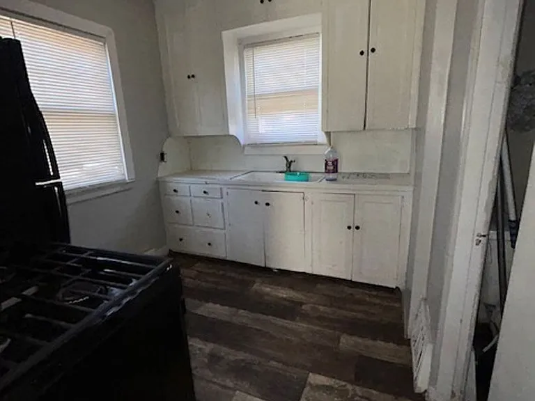 919 S Sherman Ave — Photo 5