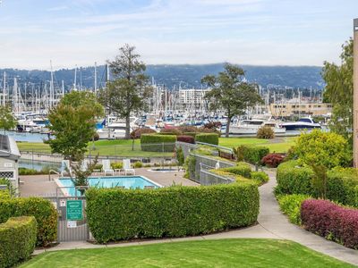 937 Independence Dr, Alameda, CA, 94501