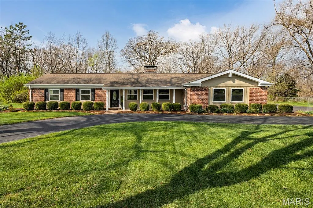 27 Chesterton Ln photo 1