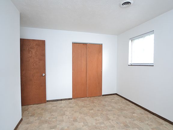 3rd image of 88 Palomino Dr #2