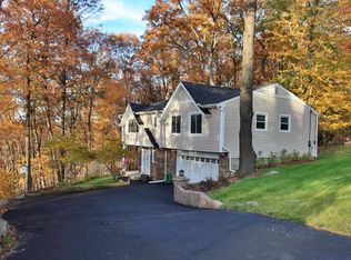 68 Lee Hill Rd, Andover, NJ 07821