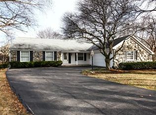 1516 Inverness Ct, Naperville, IL 60563