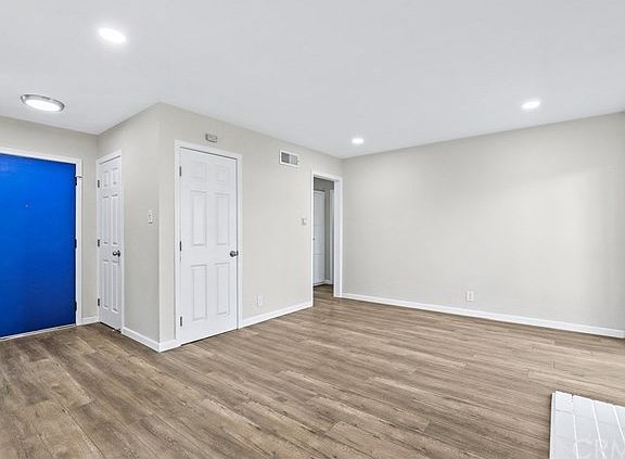 5th image of 1263 Foxworth Ave