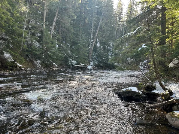 1020 Forest Service Rd, Seymour Arm, BC
