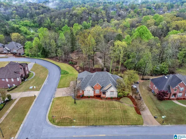 4429 Longwood Dr, Gardendale, AL 35071