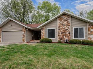 1507 E Price St, Springfield, MO 65804