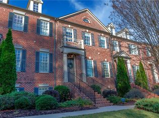 530 Rose Garden Ln, Alpharetta, GA 30009