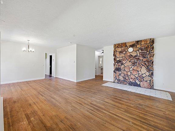 5th image of 348 NW Yamhill St