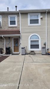 49 Doreen Dr, Staten Island, NY, 10303