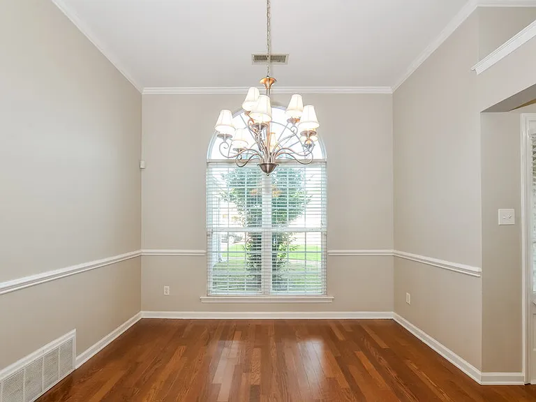 5837 Stonewall Dr — Photo 7