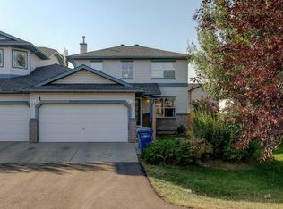 43 N Canoe Sq SW, Airdrie, AB T4B2N5