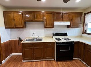 233 Holland St #1, Somerville, MA 02144