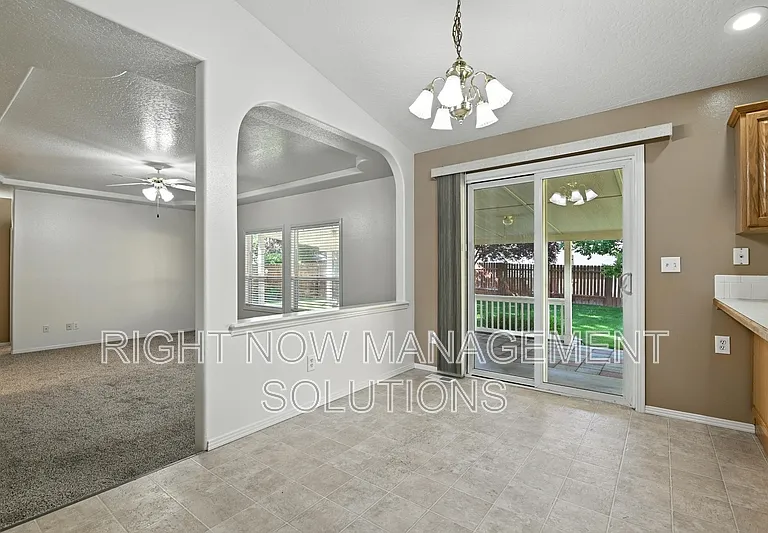 5199 E Rocky Bar Dr — Photo 6