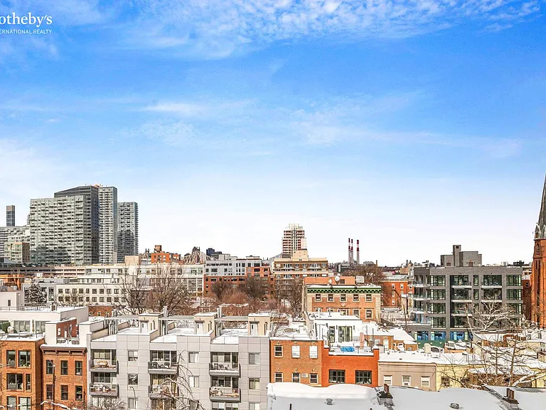 5-49 Borden Ave #F7 — Photo 8