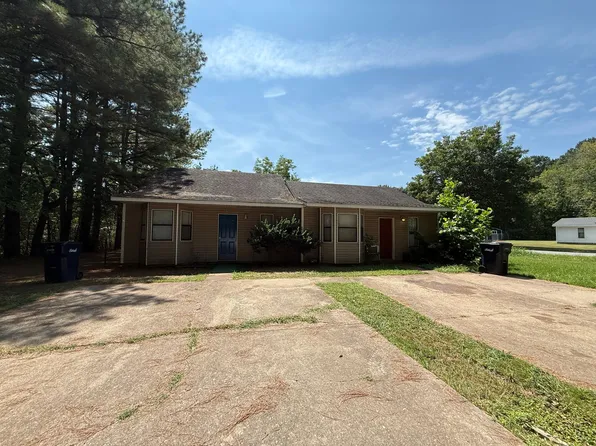222 & 224 W Quail Valley Dr, Batesville, AR 72501