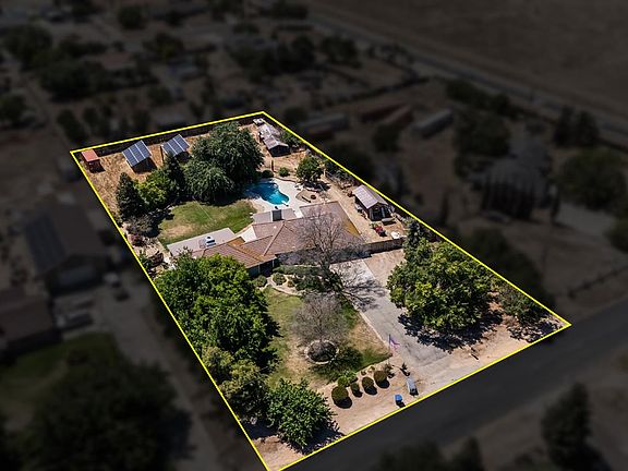 2nd image of 14944 Huntington Rd