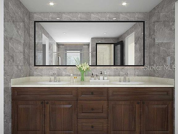 3rd image of 531 Eagle Ct