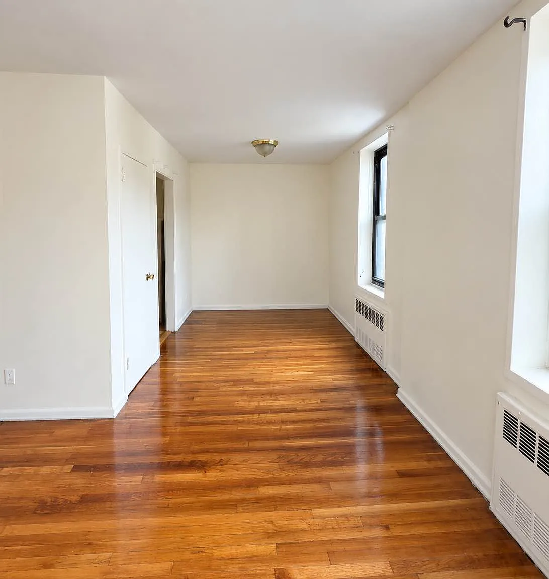 4360 Baychester Avenue — Photo 3