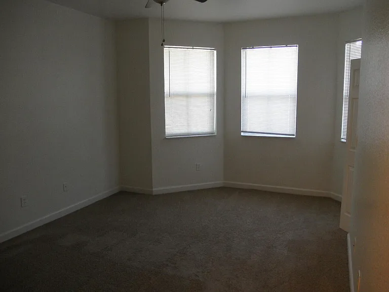 2405 Shoma Dr — Photo 13