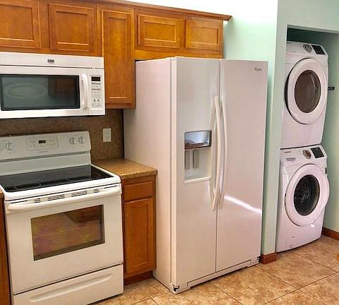 2nd image of 1019 Green Pine Blvd APT C