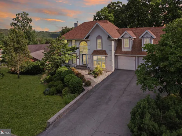 13811 Briarwood Dr SW, Cresaptown, MD 21502