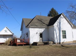 408 E North 1st St, Herrick, IL 62431