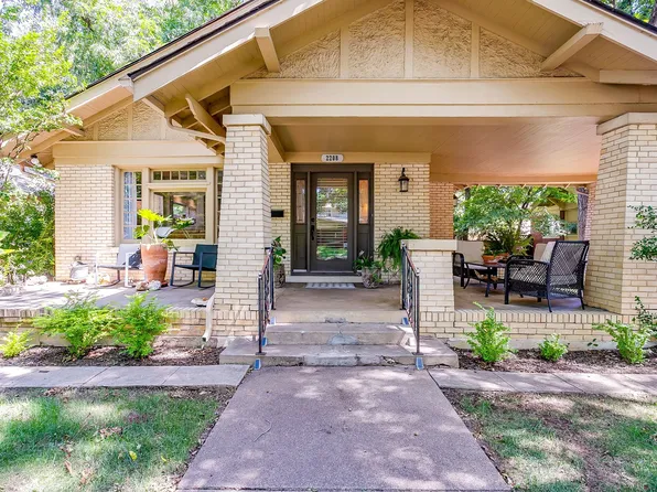 2208 Edwin St, Fort Worth, TX 76110