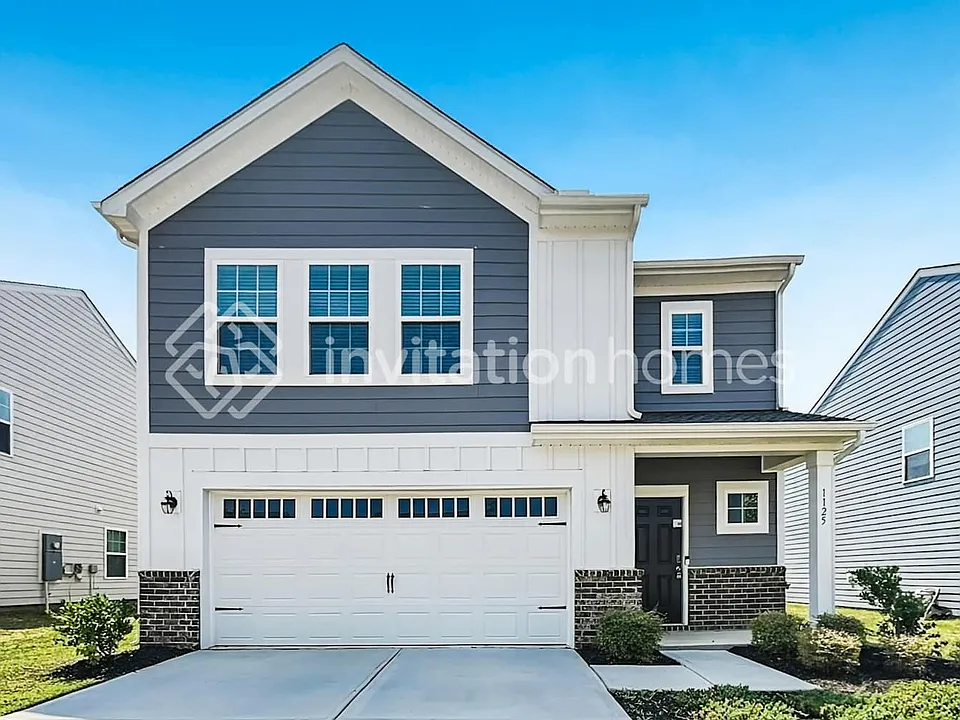 1125 Woodhouse Dr