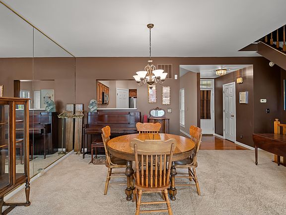 4th image of 518 Fincastle Ln