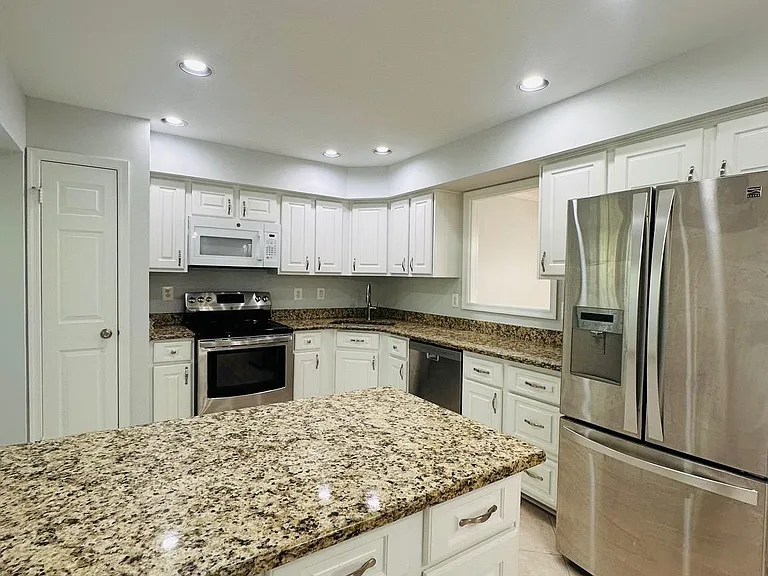 5178 Kimscott Ct — Photo 4