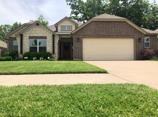 5323 Skylane Pl, Sand Springs, OK 74063