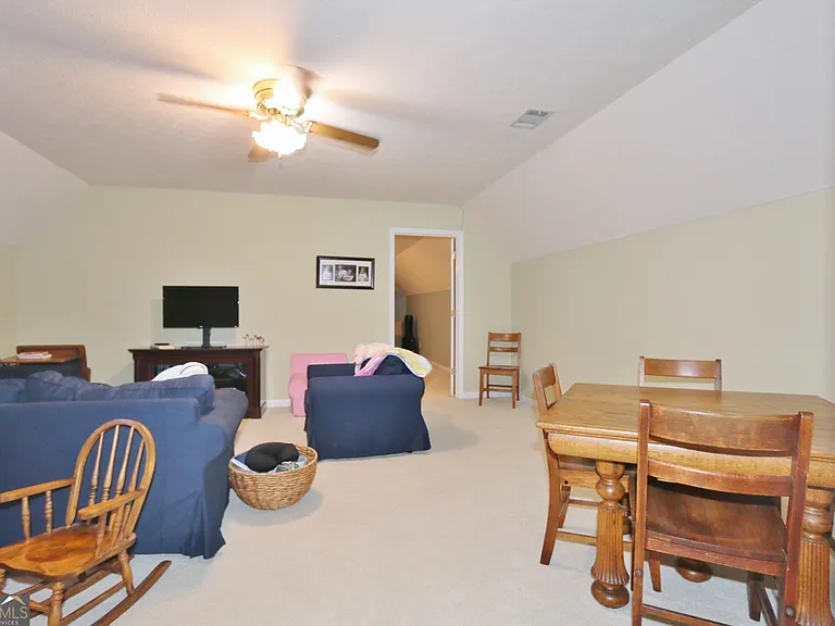 1001 Brownwood Rd — Photo 15