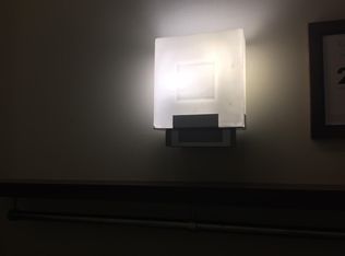 5 Lynn Ct, Albany, NY 12205