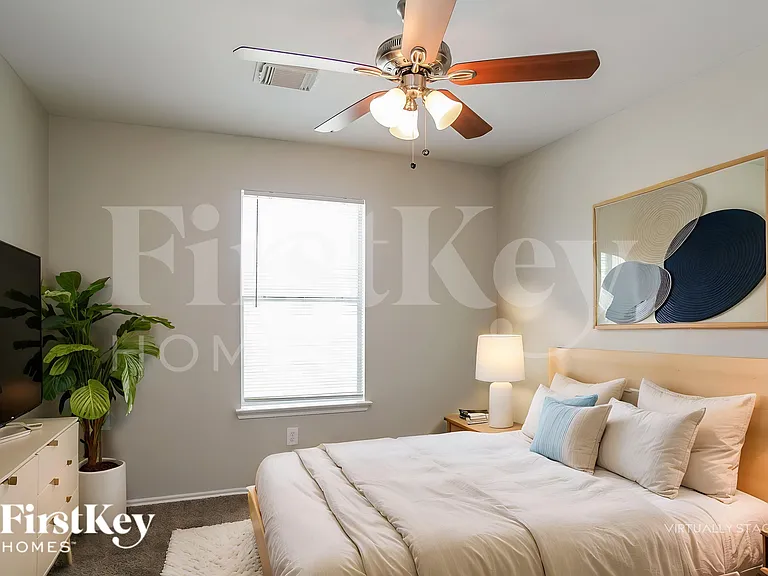 8126 Liberty Point Ln — Photo 14