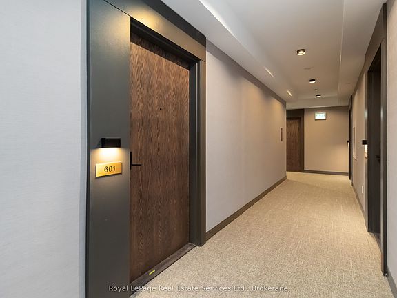 4th image of 1035 Southdown Rd #601