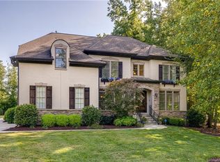 2134 Climbing Rose Ln, Matthews, NC 28104