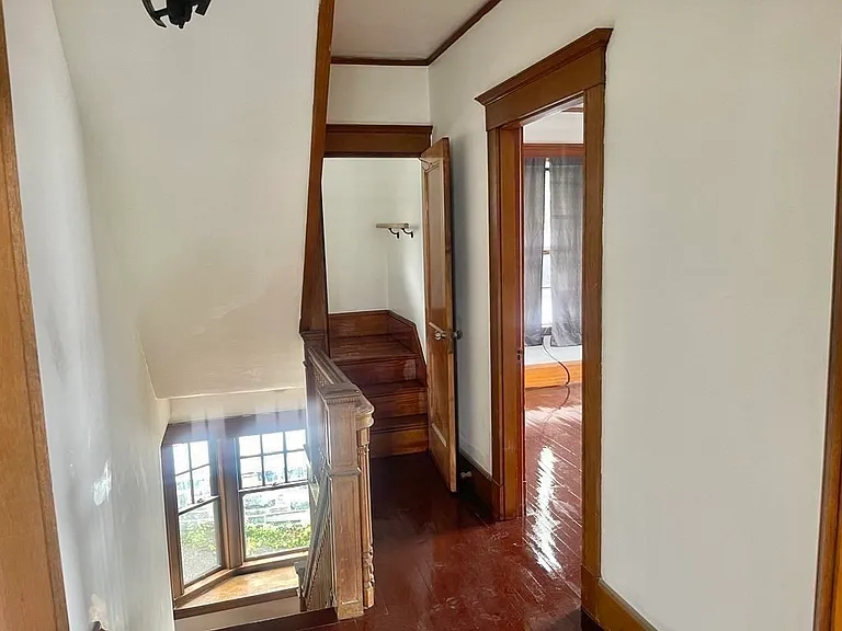 47 Pleasant St — Photo 16