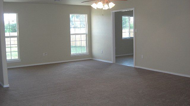 2nd image of 502 Elm