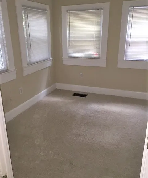 1080 Curran St NW — Photo 10