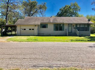 410 SW 2nd St, Kerens, TX 75144